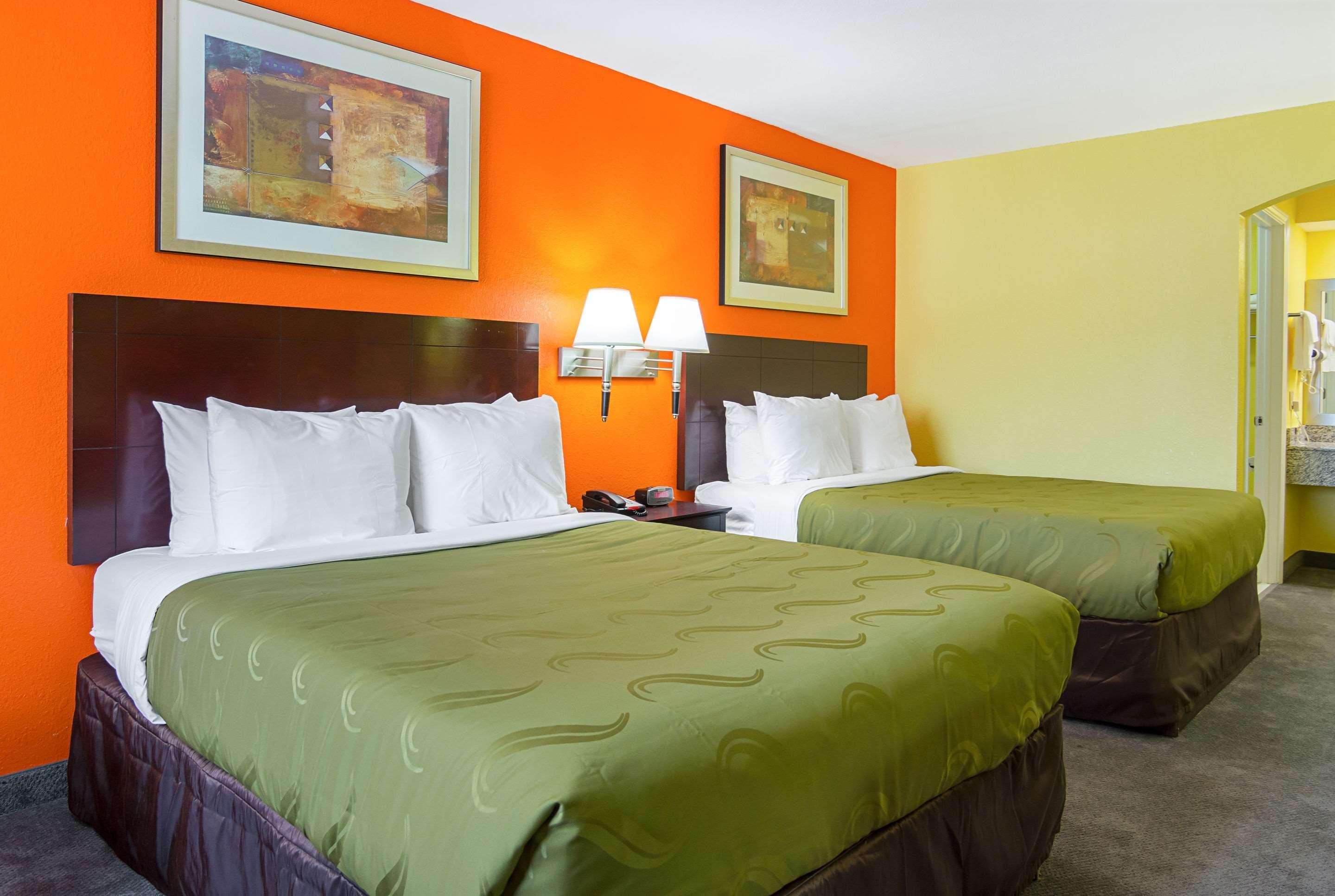 Quality Inn Carthage Eksteriør billede